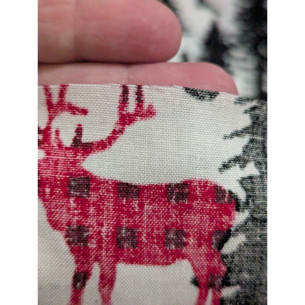 1 Yard Red Black Woodland Calico Bear Deer Animals Cotton Fabric Sew Sewing Diy - Picture 3 of 3